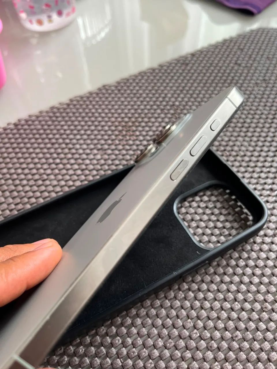 iPhone 15 Pro Max - Foto 3