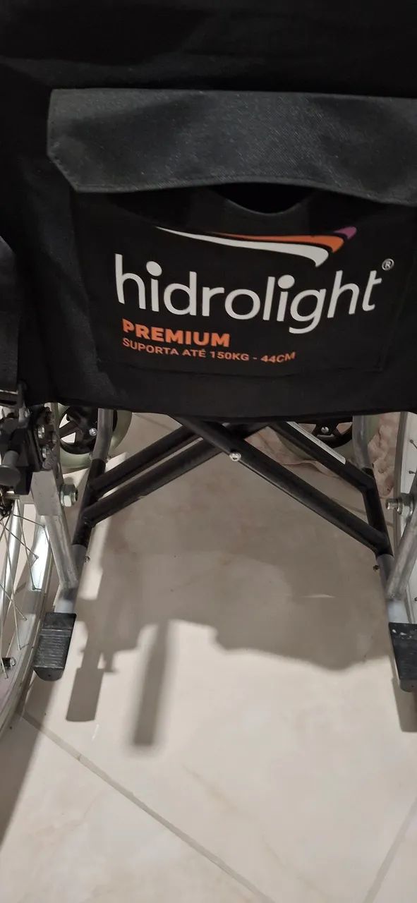 Cadeira de rodas suporta 150kg Hidrolight - Foto 3