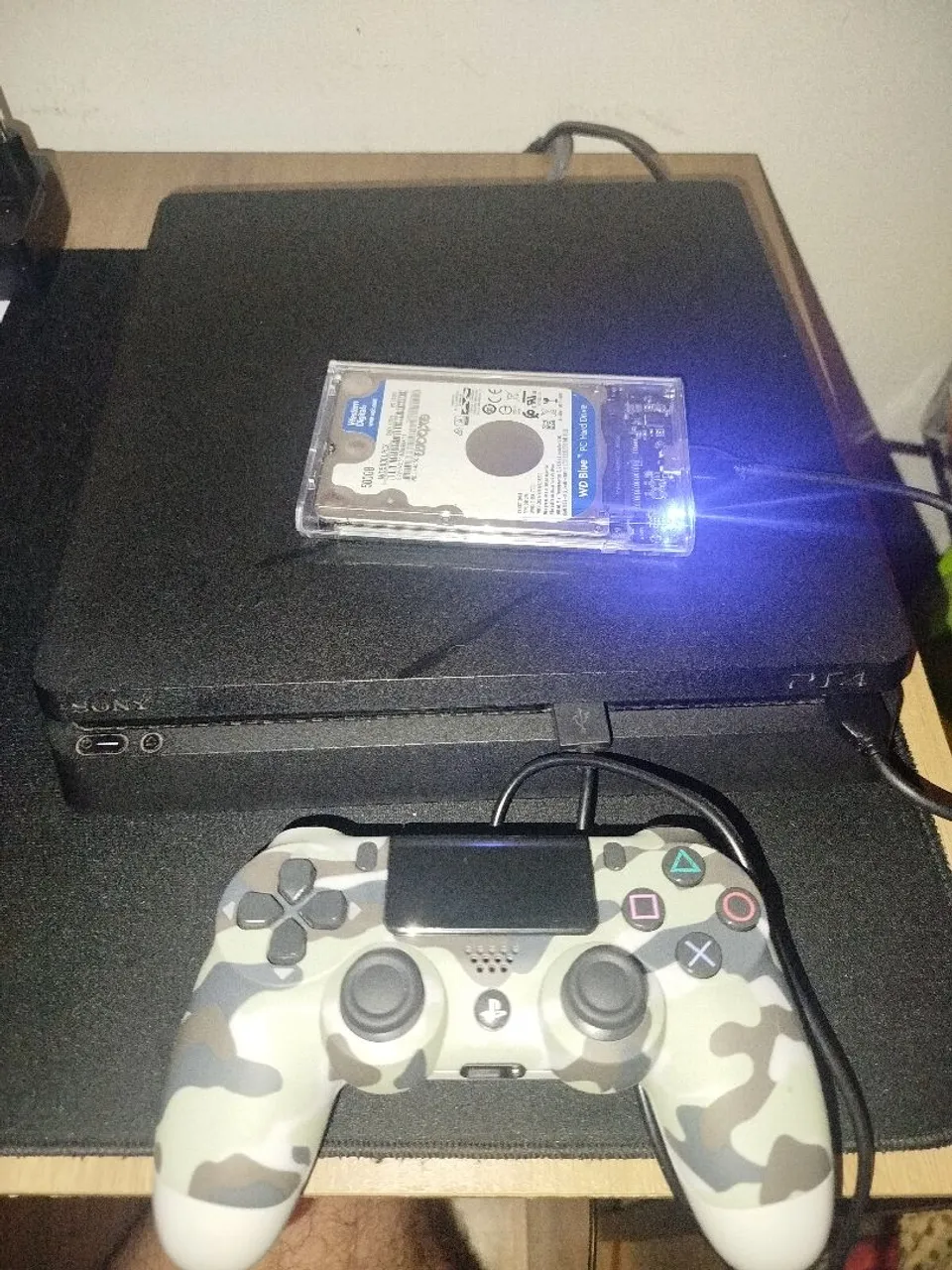 Ps4 slim 1tb desbloqueado aceito troca por Nintendo switch oled