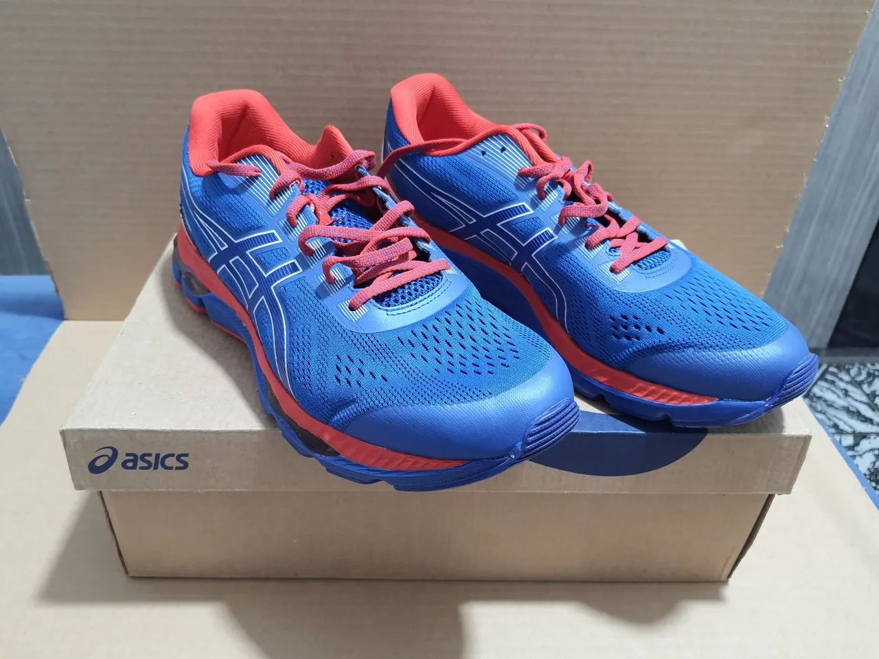 Tênis Asics Marvel Spider Man