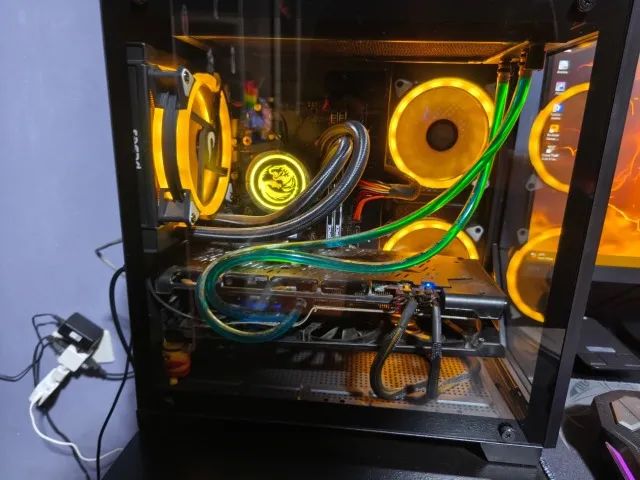 Pc gamer completo com 2 monitores ( avalio troca em celular como parte do pagamento ) - Foto 2