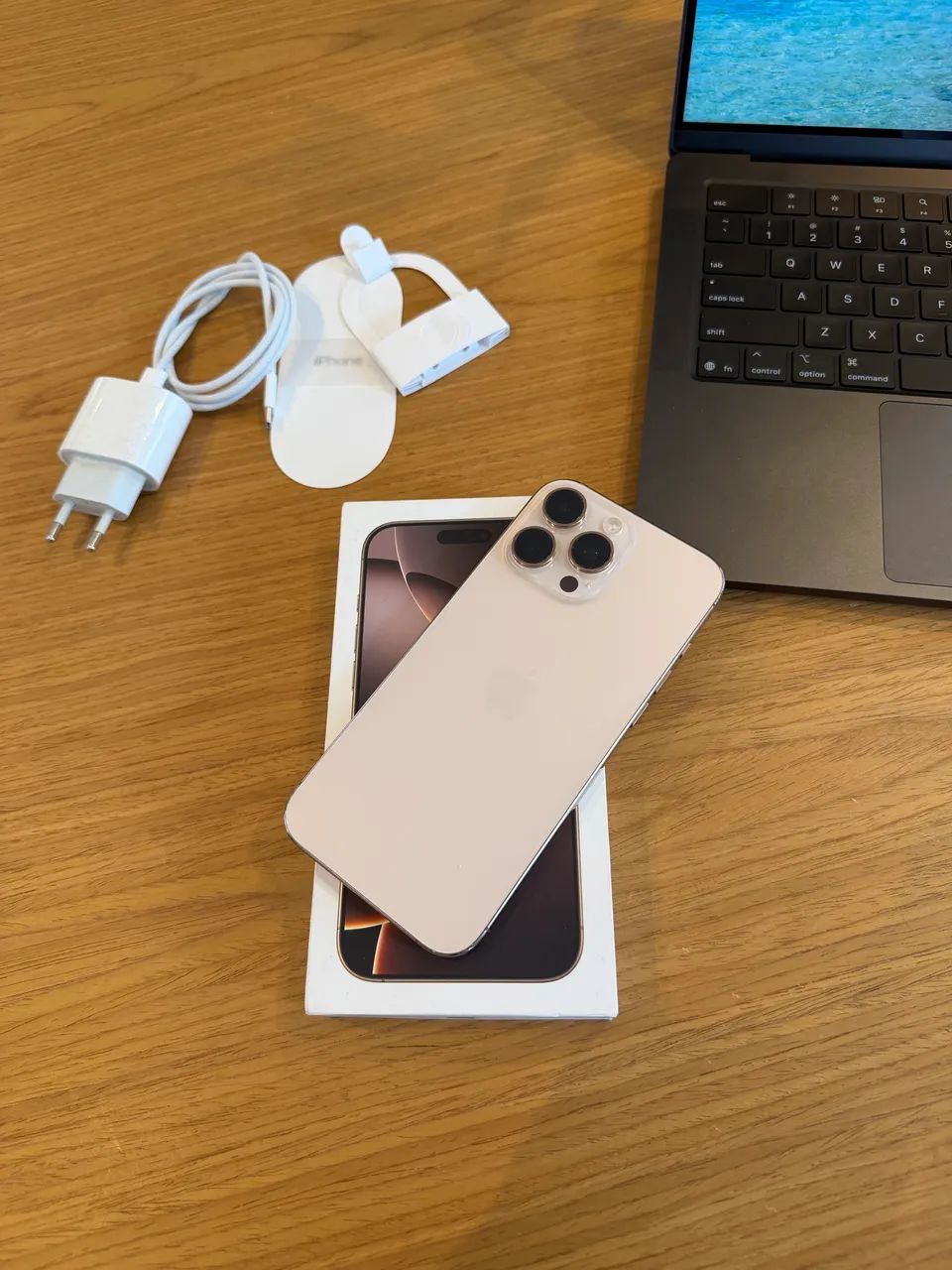  iPhone 16 Pro Max, 256 Gb - Bateria 93% - Sorocaba - Foto 3