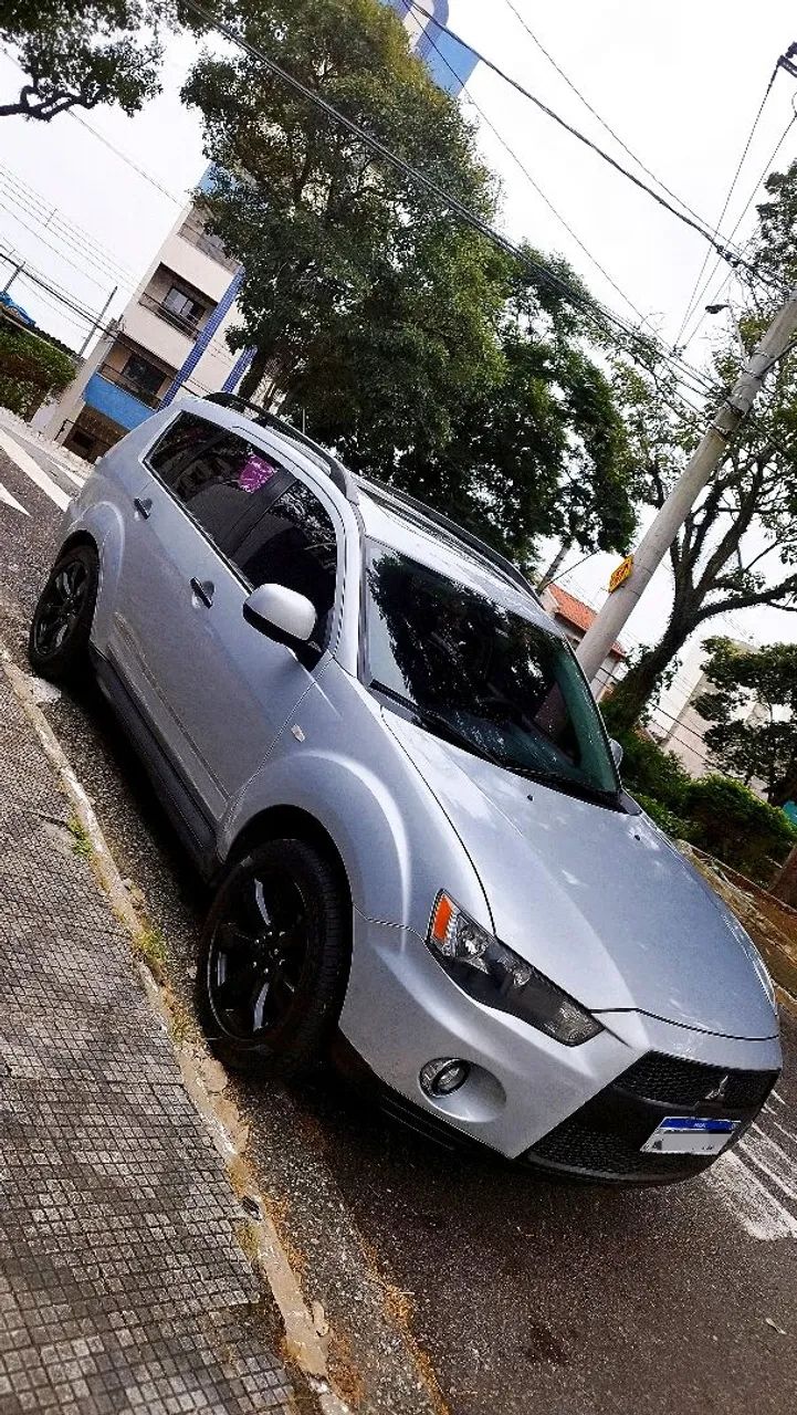 Mitsubishi Outlander 2012