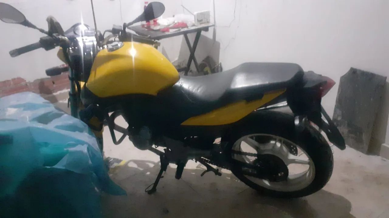 Chama na CB 300 ano 2012  - Foto 4