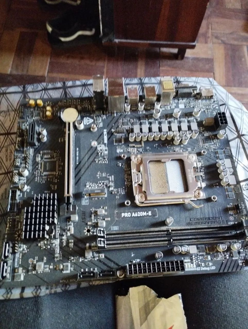 Placa mãe AM5 MSI PRO A620M-E - Foto 2