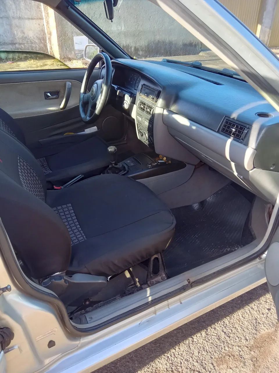 Volkswagen Santana 2002
