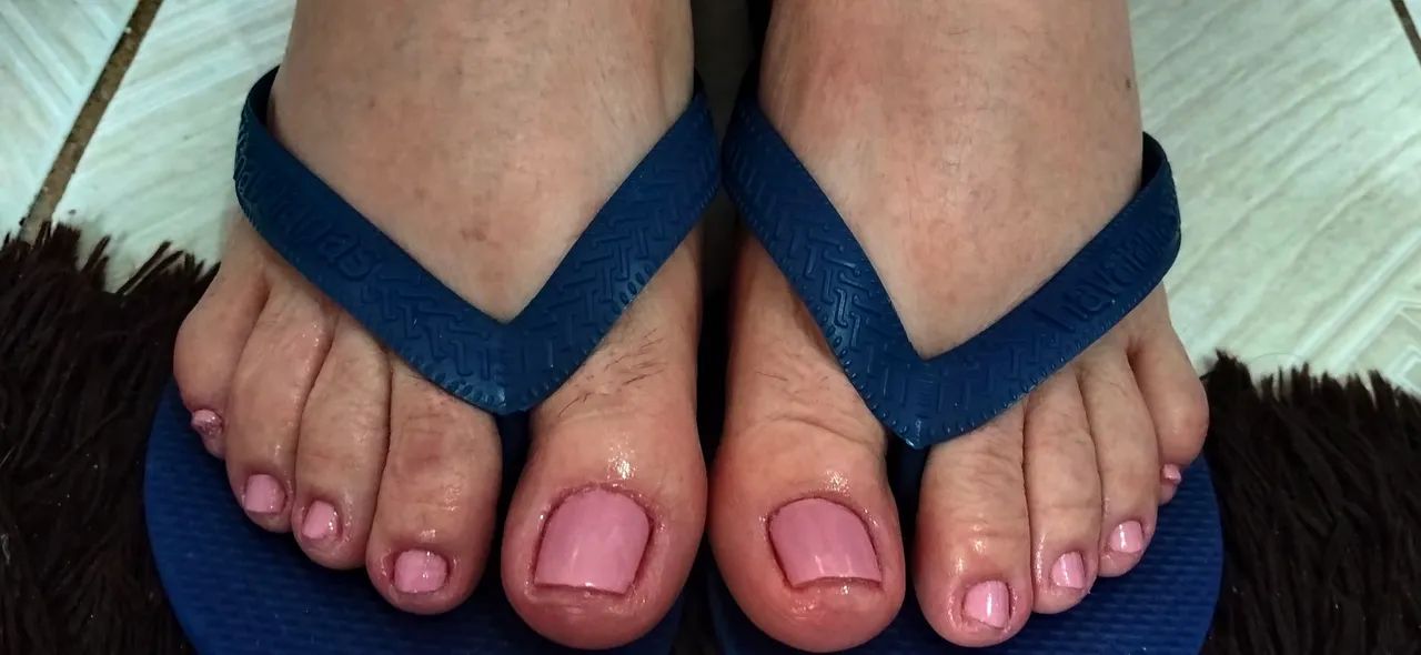 Manicure e pedicure a domicílio 