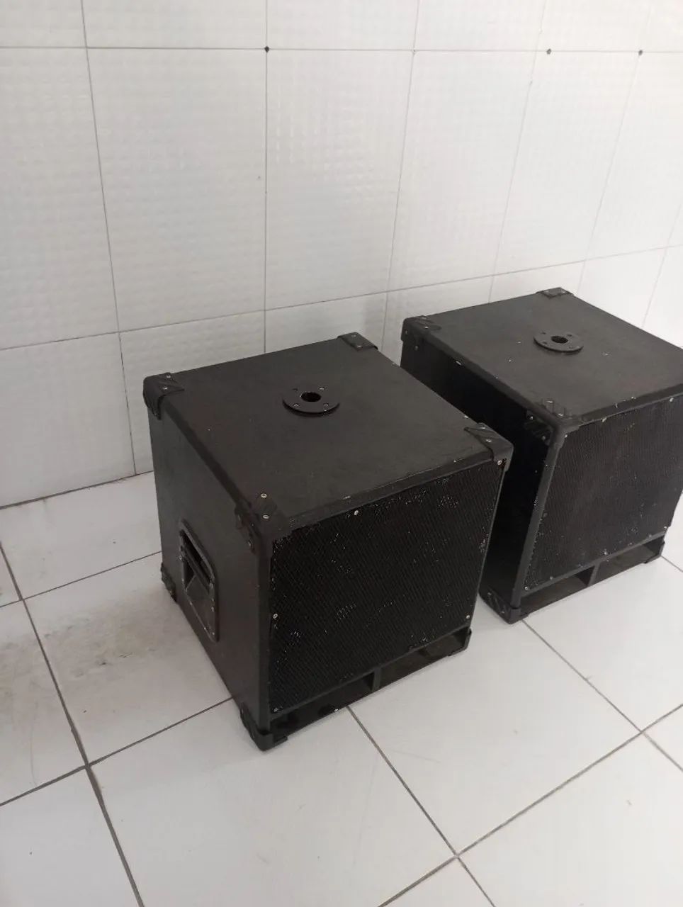 Par de sub de 15 polegadas 600 watts 