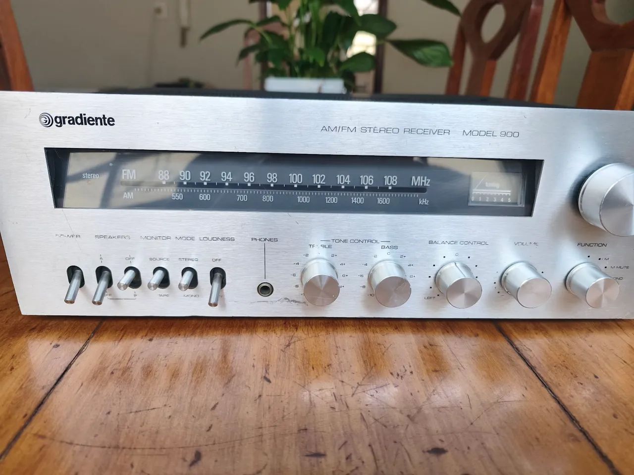 Lindo Receiver Gradiente Model 900 - Foto 2