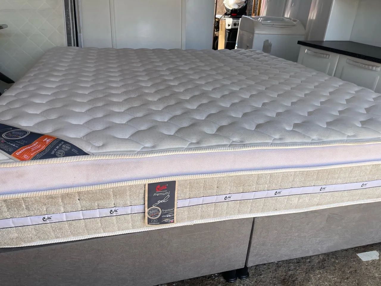 Vendo cama tamanho King size  - Foto 3