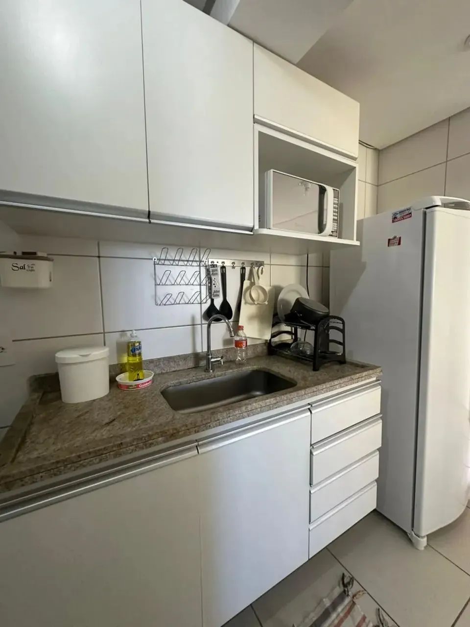 Imóvel para aluguel possui 54 metros quadrados com 2 quartos em Pina - Recife - PE - Foto 9