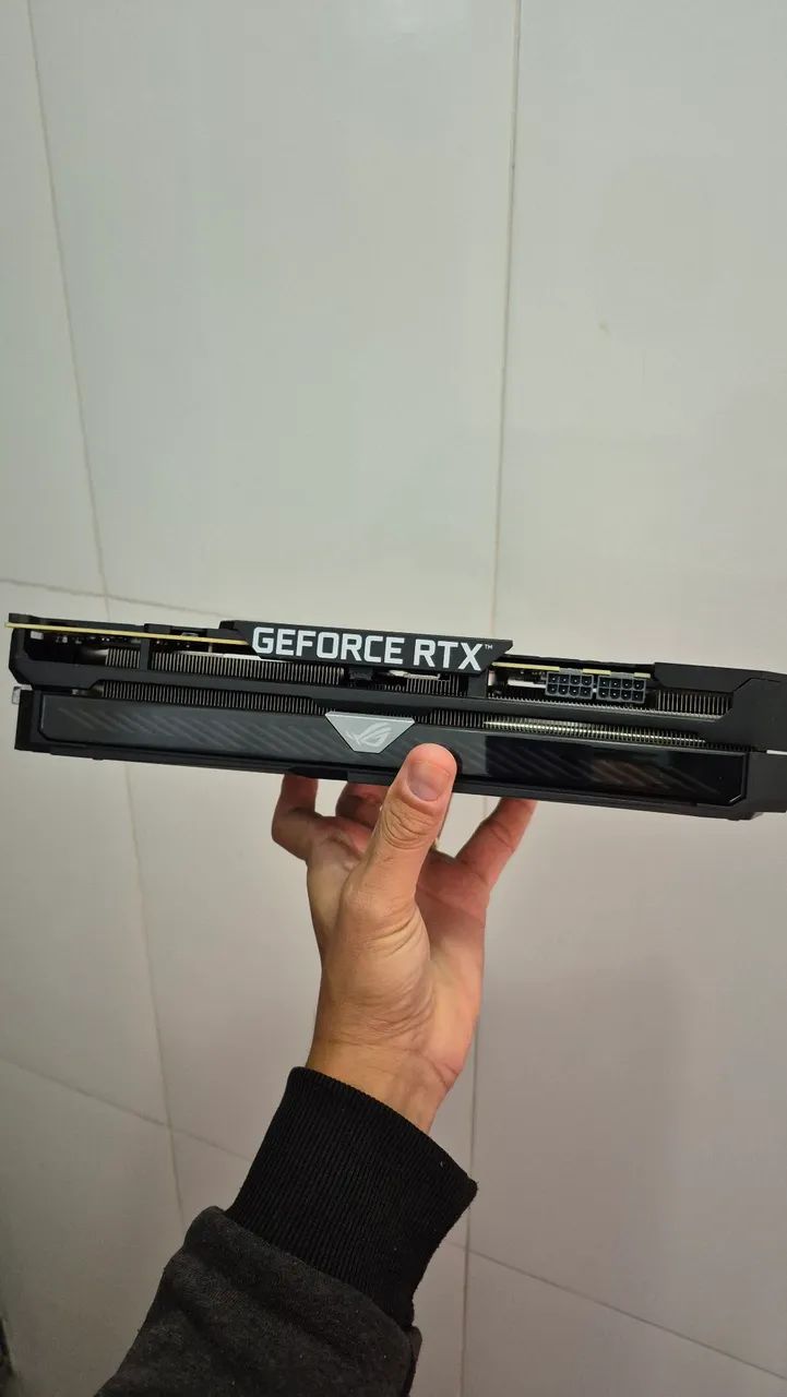 Vendo RTX 3070 Asus rog strix  - Foto 3