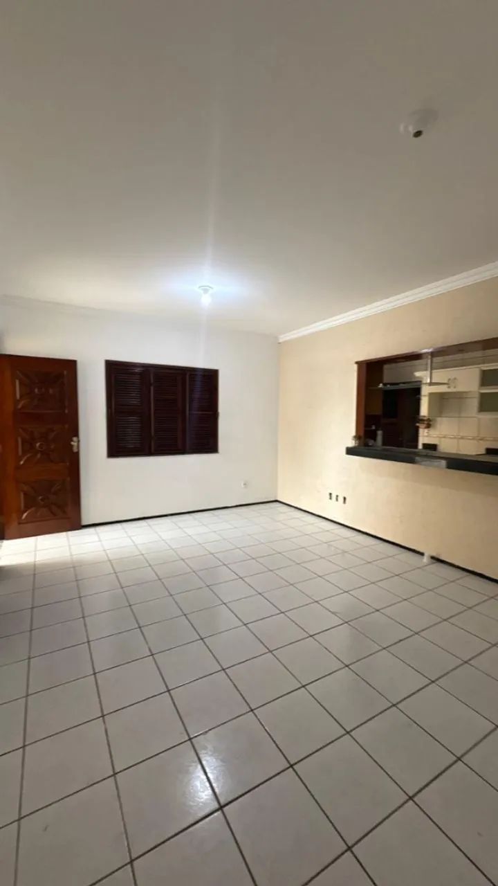 Casa duplex, 05 quartos, 05 banheiros, 03 vagas, já tem laudo da caixa - Foto 4