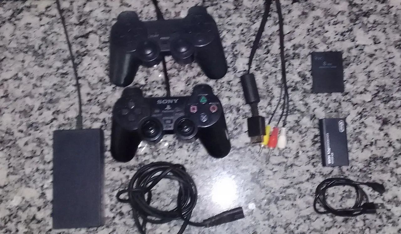 [Play 2] com 17 jogos  - Foto 2
