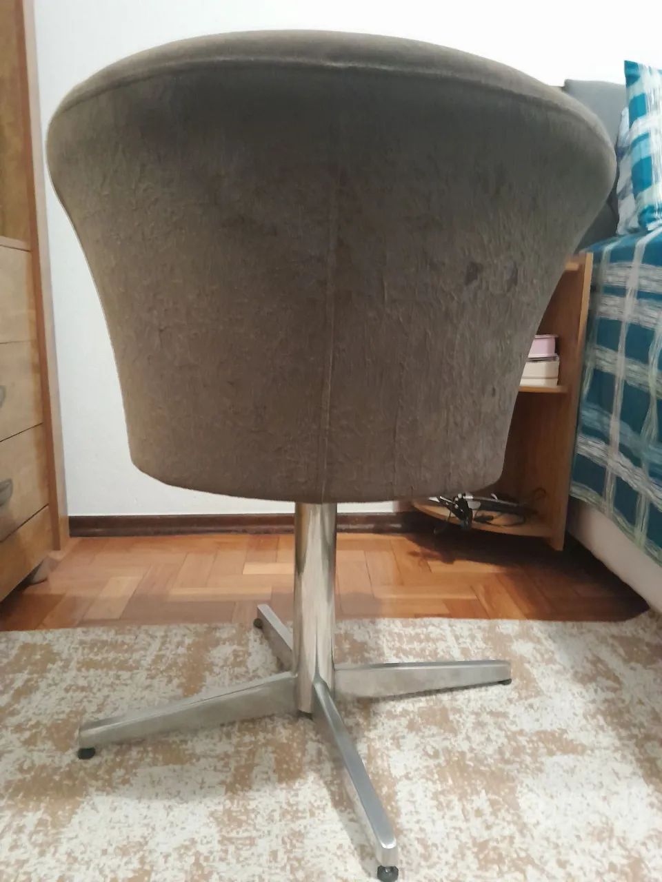 Poltrona giratória  - Foto 4