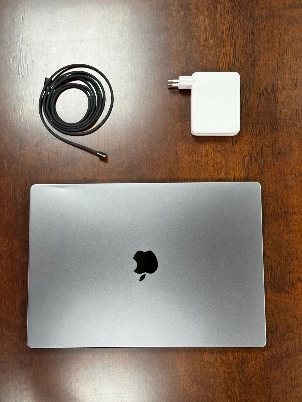 MACBOOK PRO 16 M3 PRO  - Foto 2