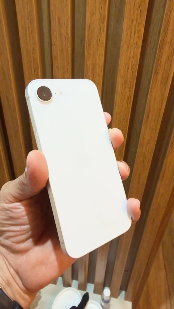 iPhone 16e 256 gb