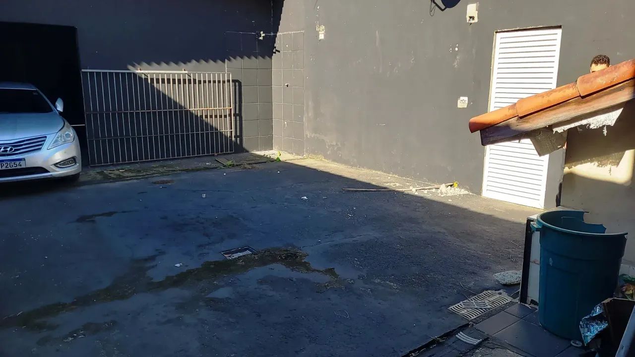 Galpão + Sobrado para aluguel tem 120 ² com 2 Salas no Centro - Mongaguá - SP - Foto 5