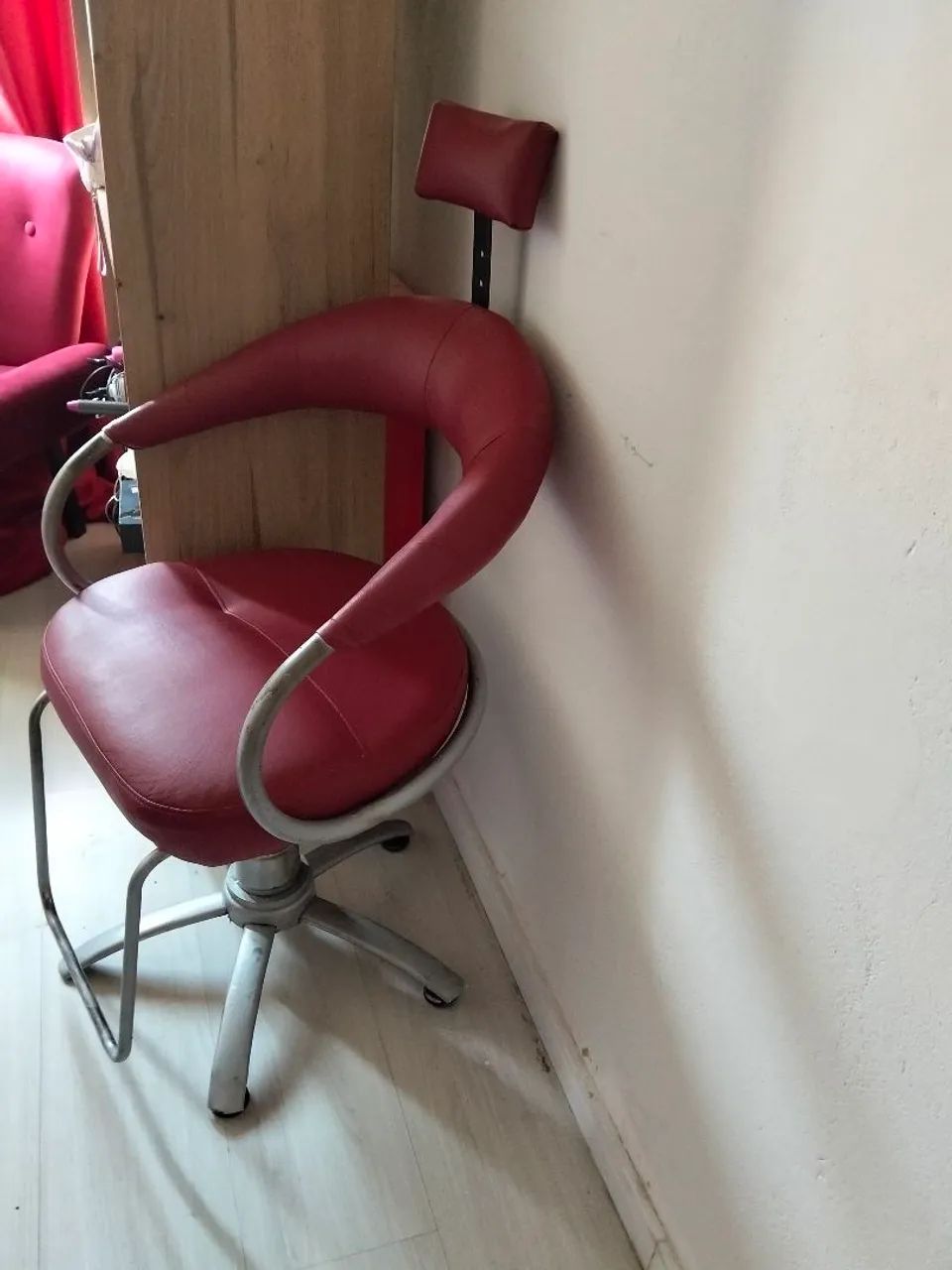Vende-se cadeira de cabeleireiro 