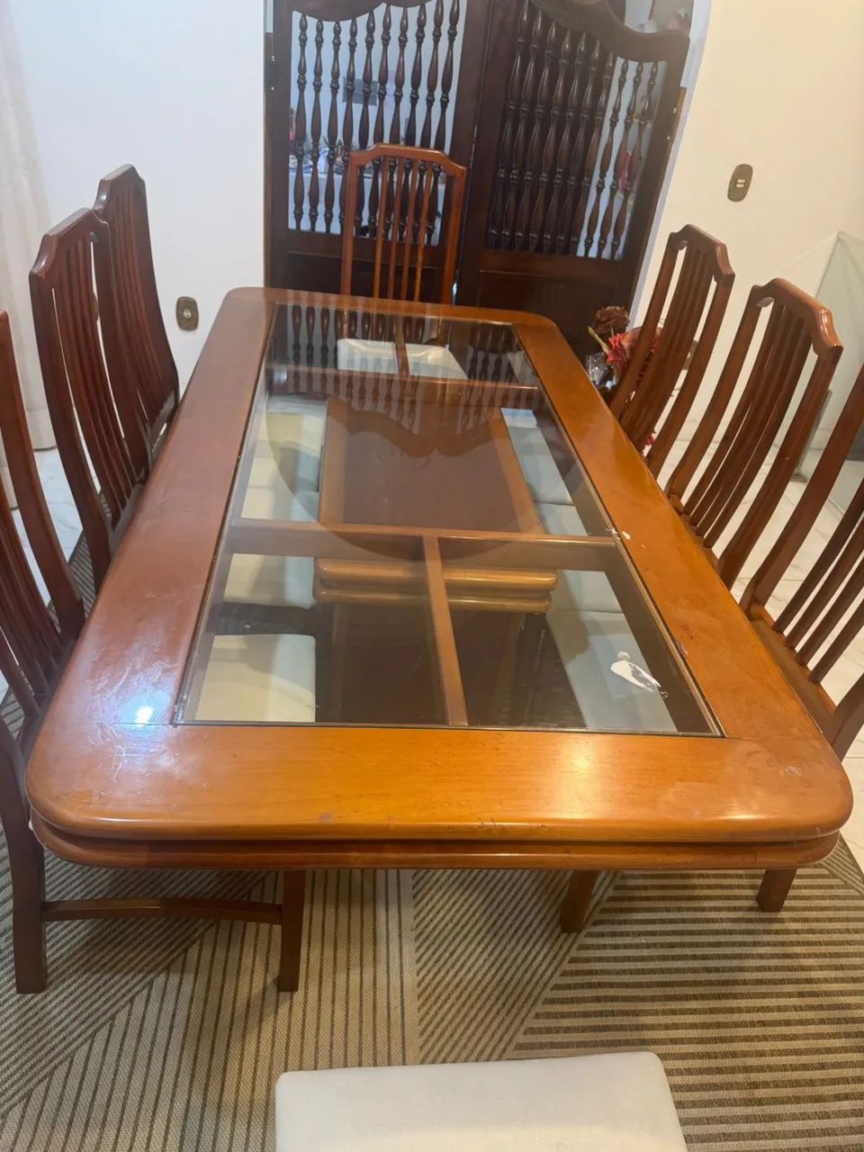Mesa 8 cadeiras madeira nobre - Foto 3