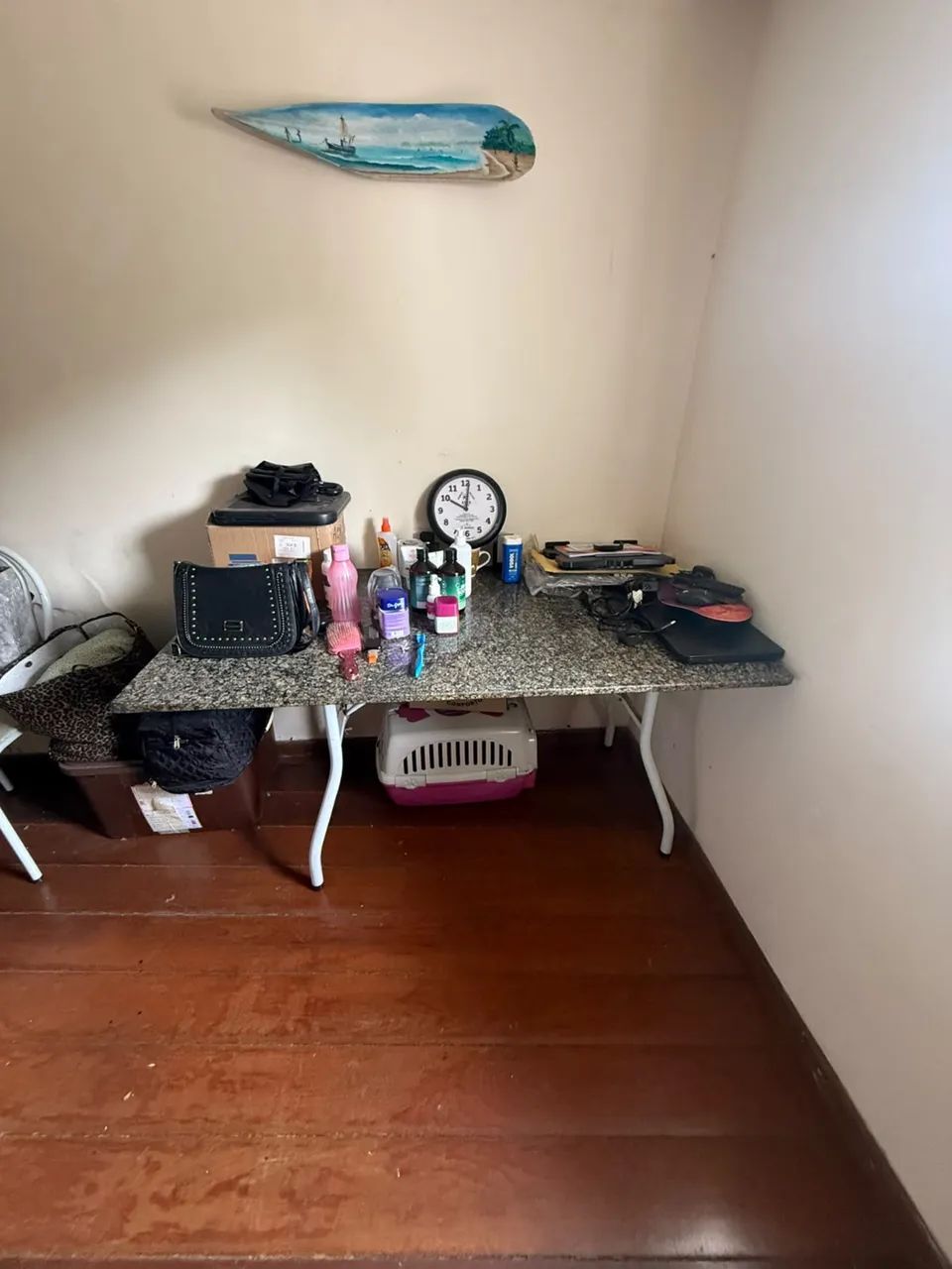 Vendo mesa tampo de granito 