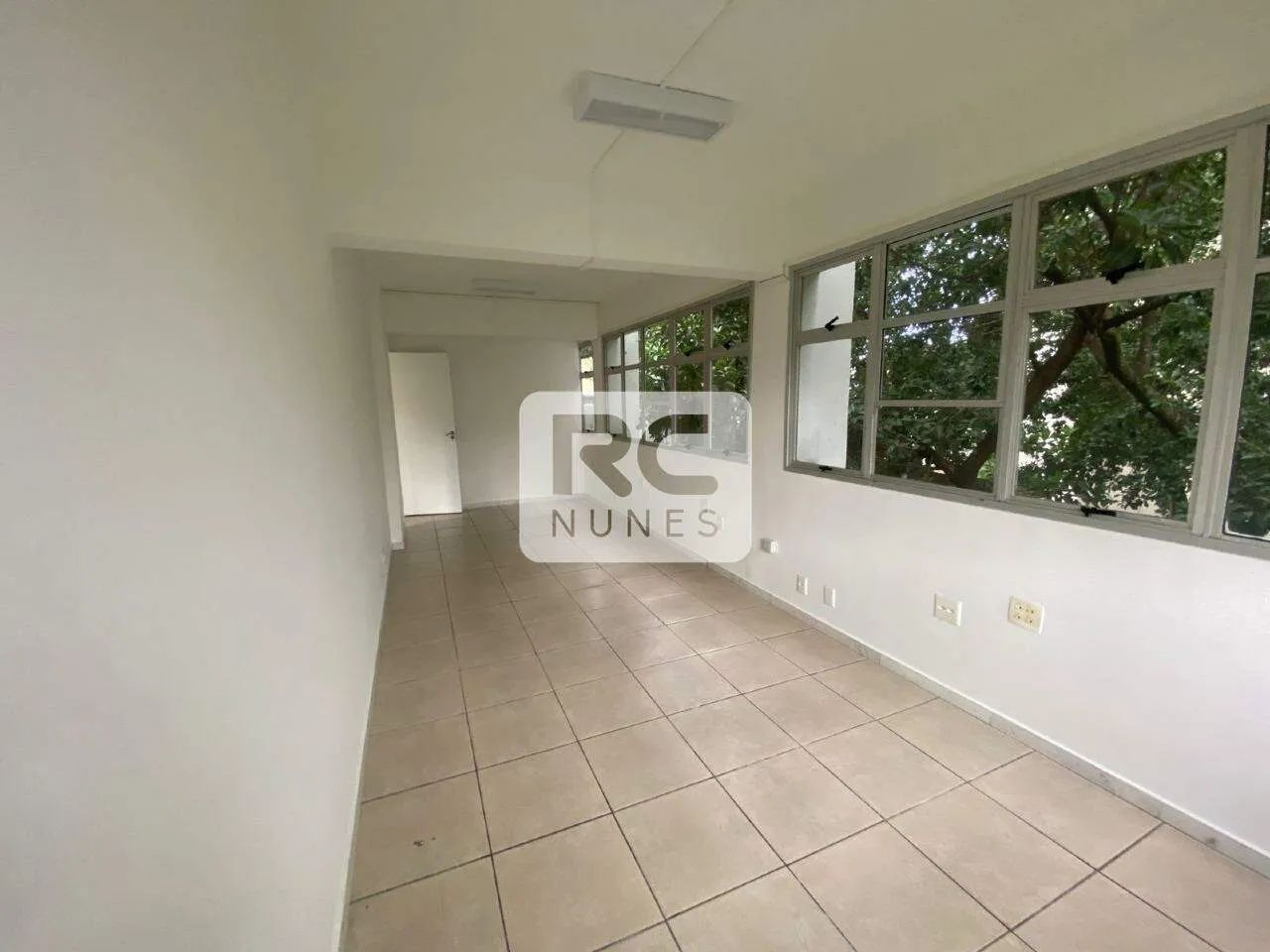 Sala com área de 70m² no Bairro Sion, Belo Horizonte/MG - Foto 2