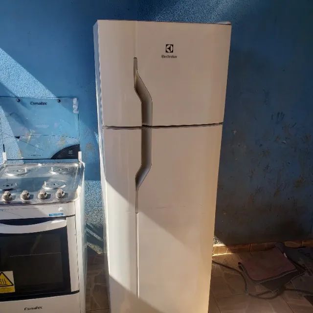 Geladeira Electrolux modelo DC35A - Foto 2