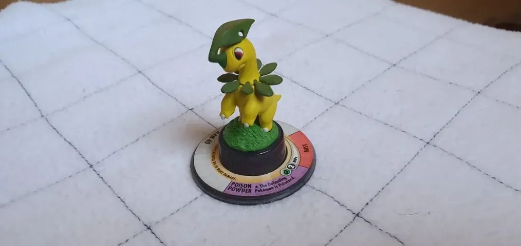Figura Original Bayleef Do Pokémon Trading Figure Game