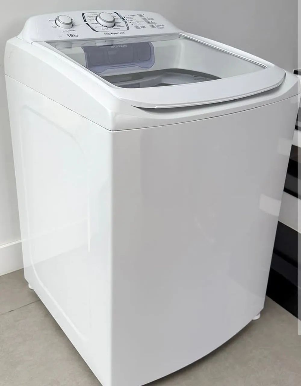 Lavandora Electrolux 16 kg funcionando  - Foto 3