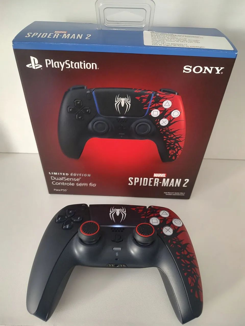 Controle Spiderman edição especial na caixa  - Foto 2