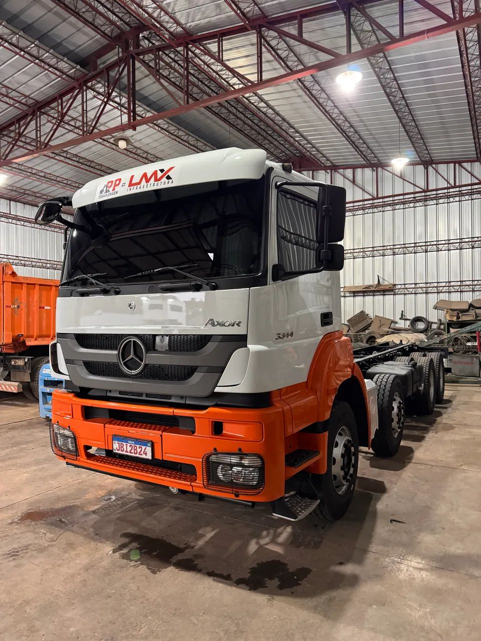Mercedes axor 3344 bi truck 8x4 - Foto 4