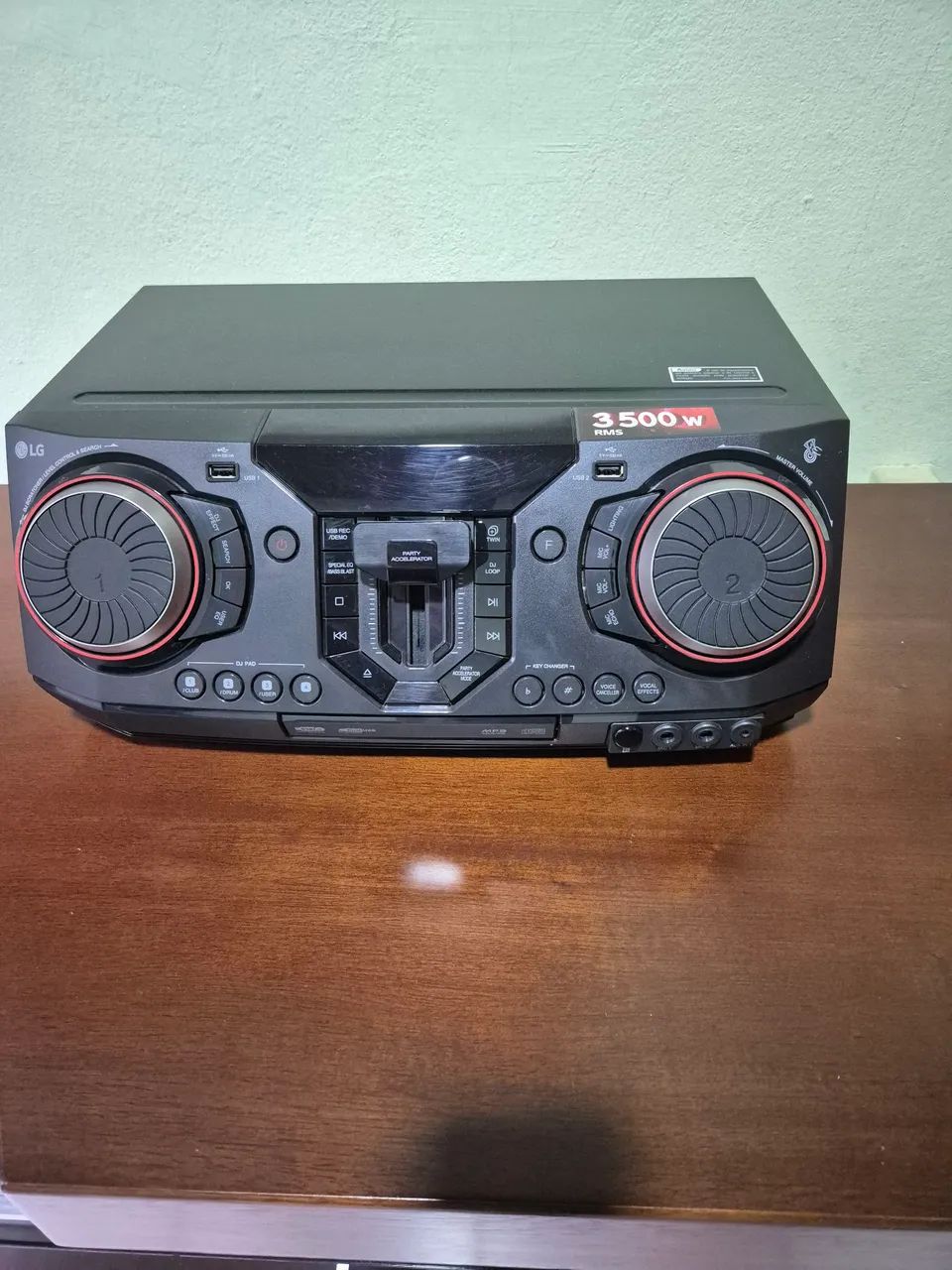 Micro Sistem LG 3.500 Watts com 2 entrada USB com Bluetoot -CD etc.h  - Foto 3
