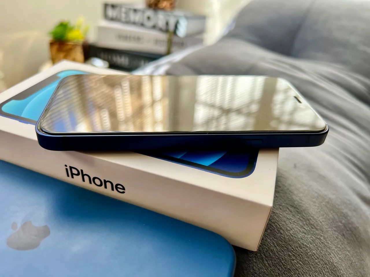 iPhone 12 Mini 64Gb impecável - Celulares e Smartphones - Centro
