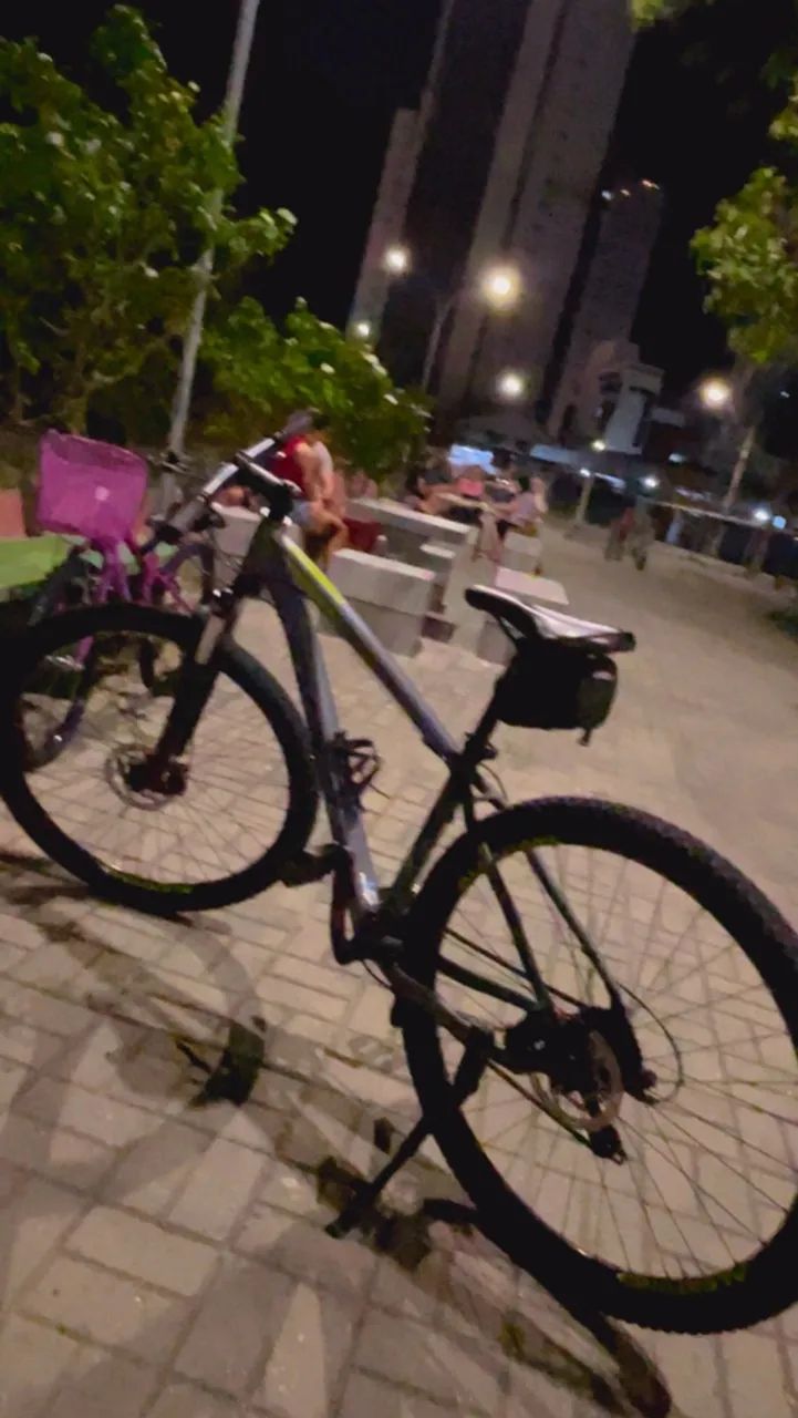 Vendo essas lindas bikes 24 marchas  - Foto 3