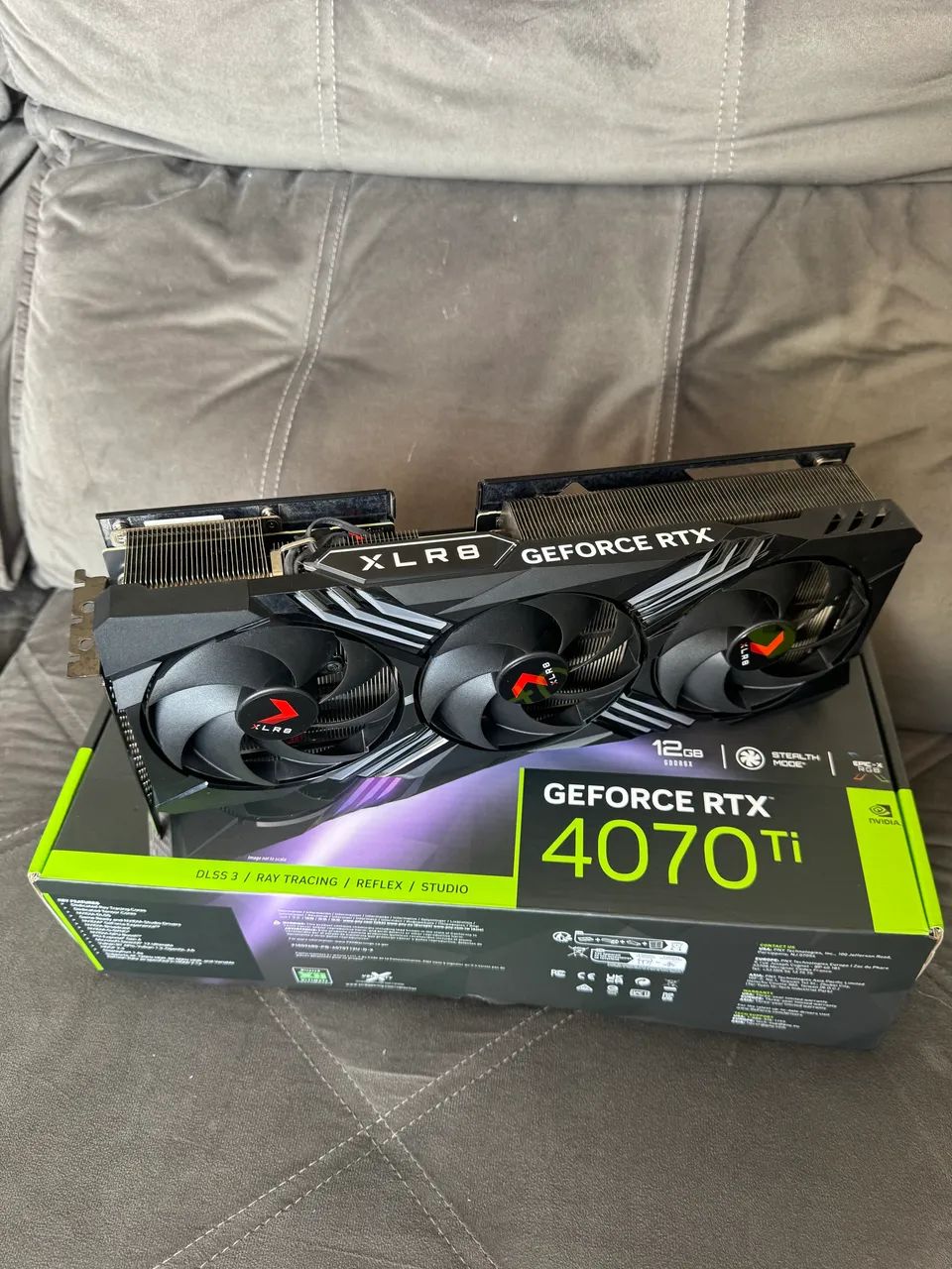 RTX 4070 TI PNY 12GB  - Foto 3