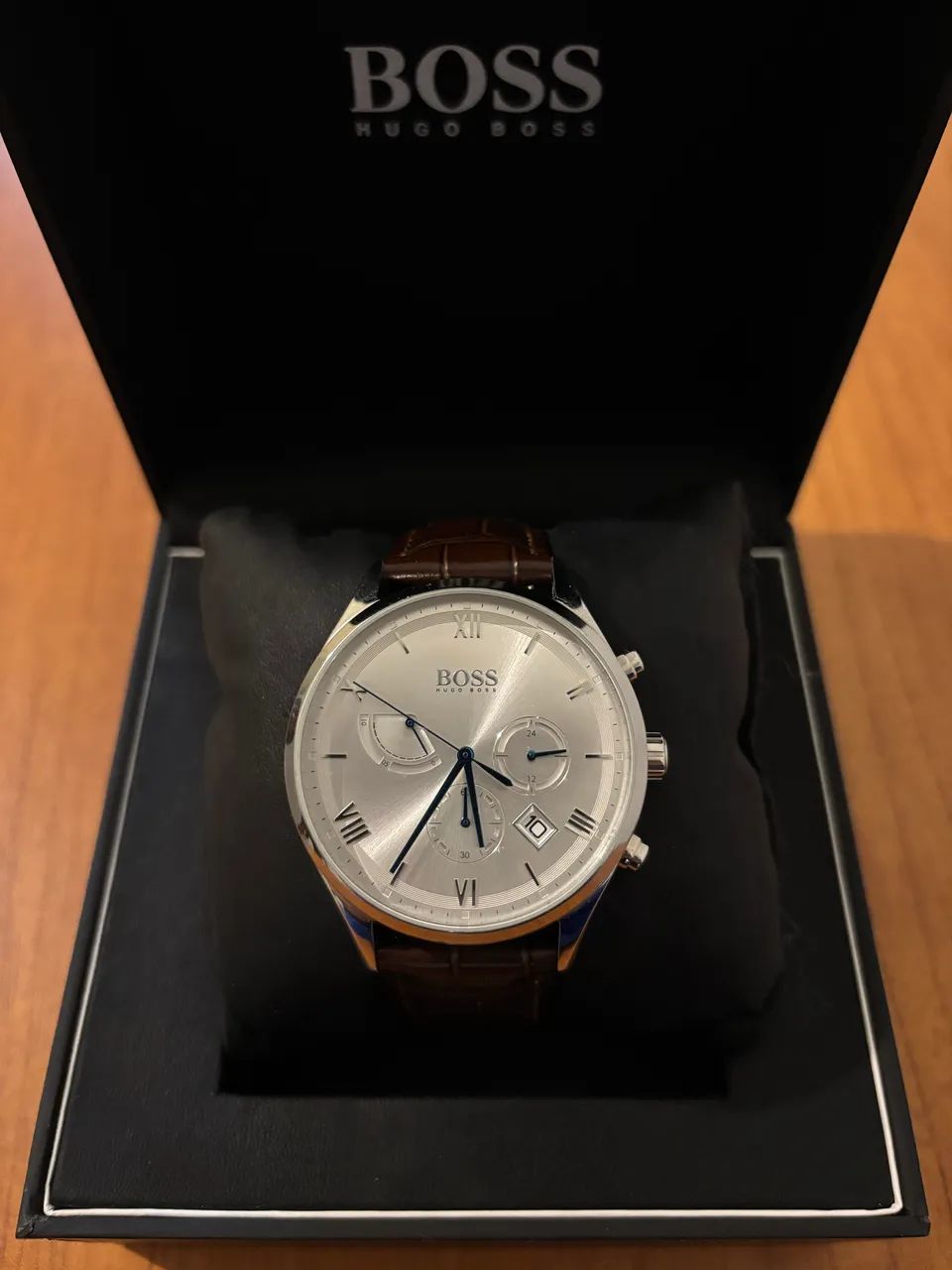 Relógio Hugo Boss Cronógrafo Couro Marrom