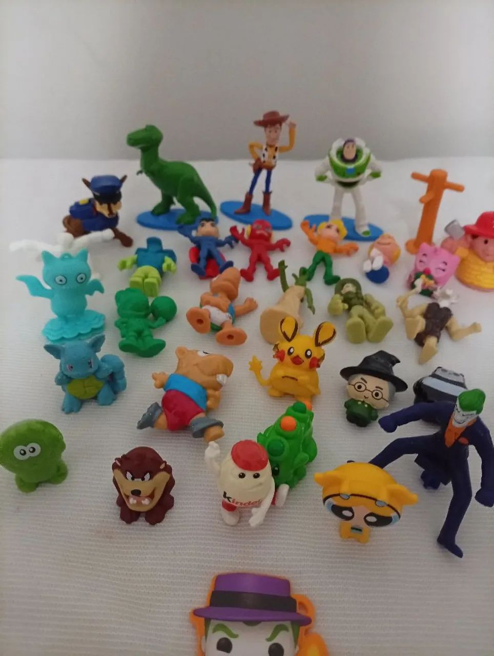 Lote Miniaturas Bonecos Variados  - Foto 4
