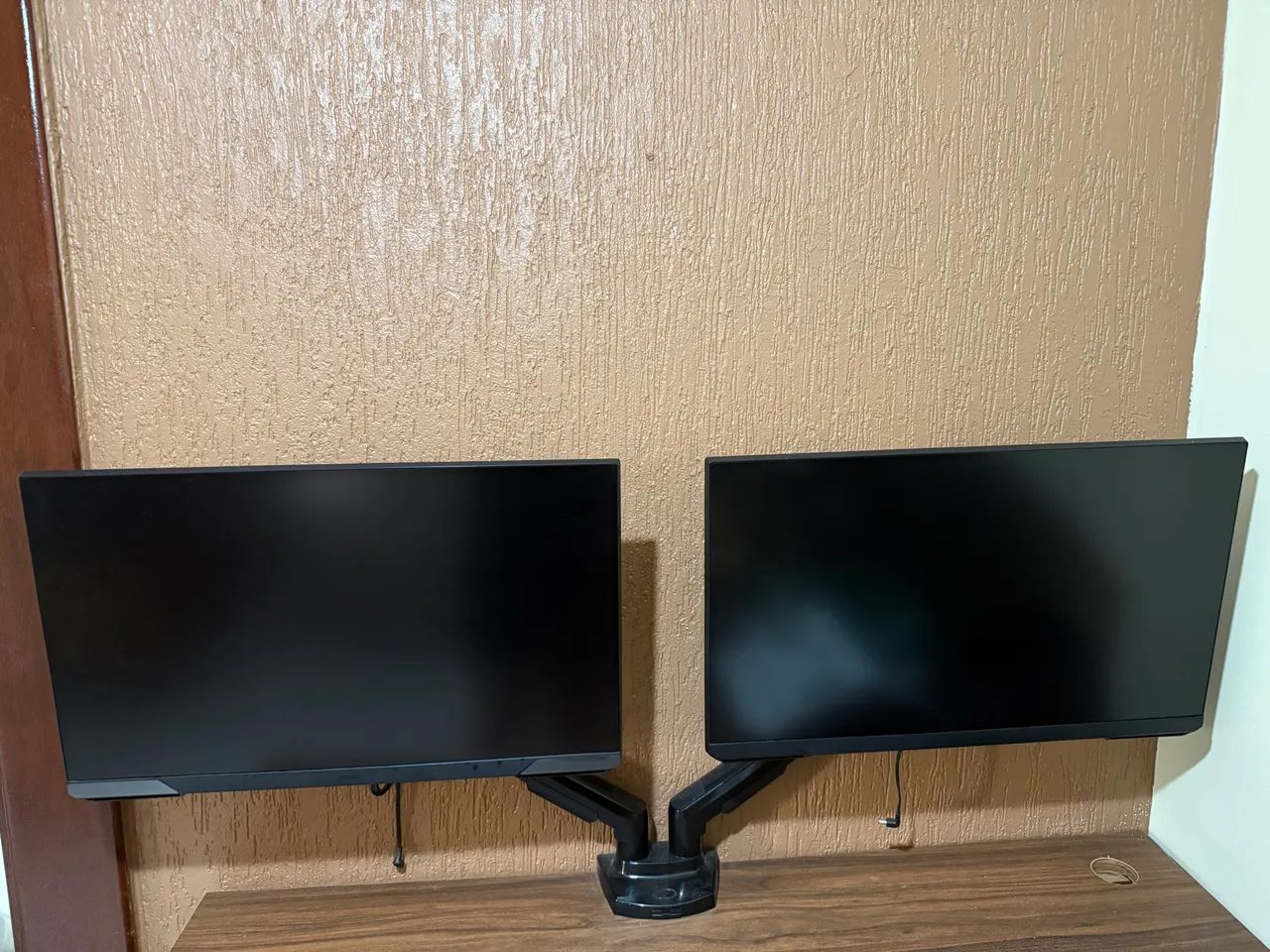 Odyssey G32 27?