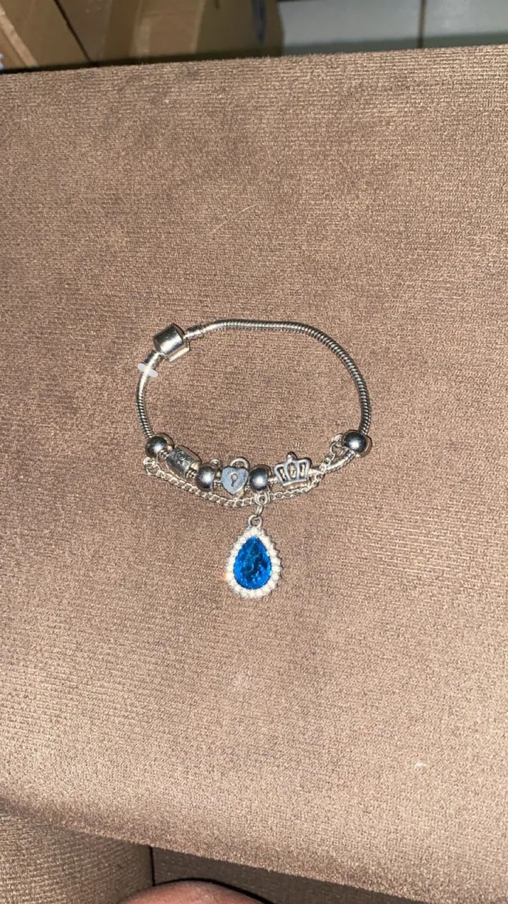 Pulseira estilo Pandora com pingentes - Foto 3