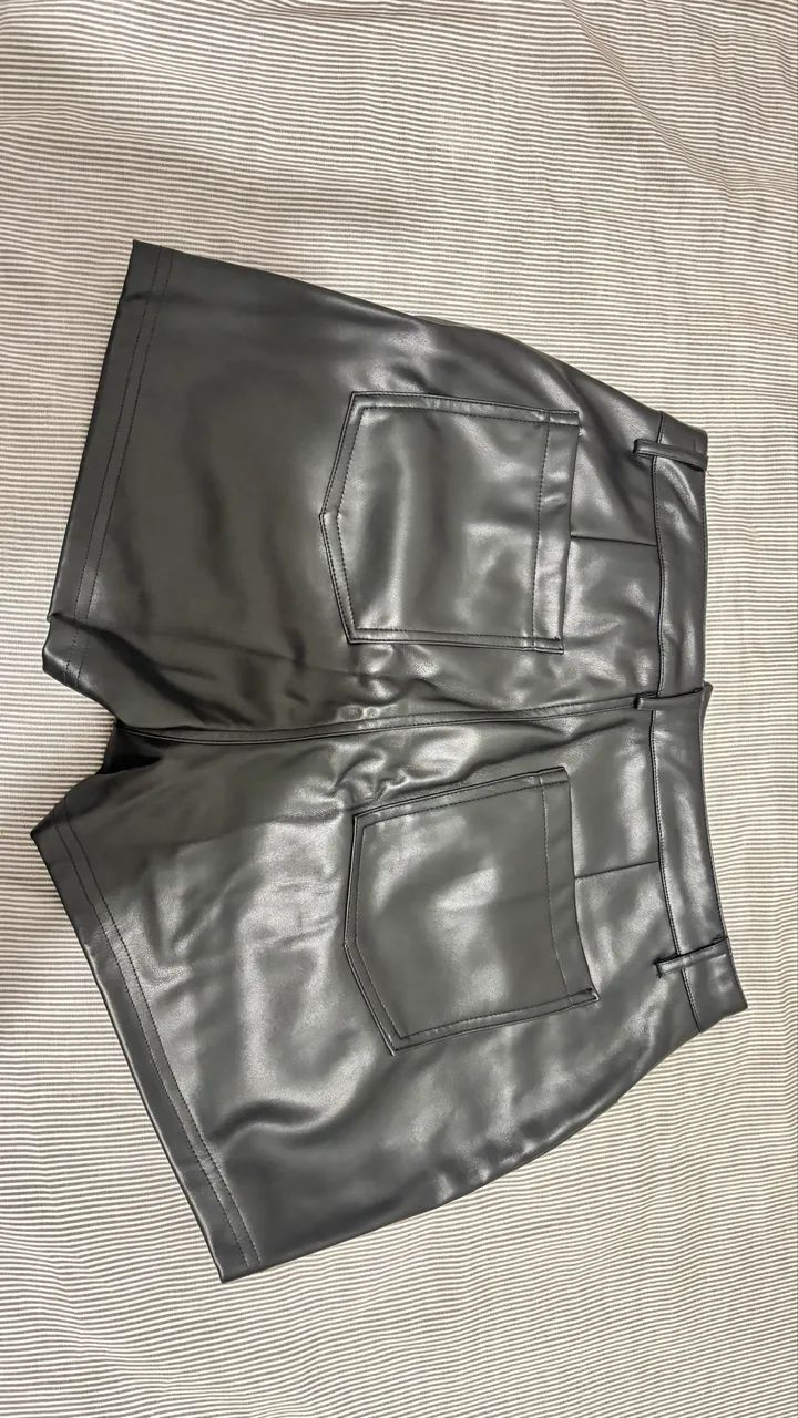 short saia poliuretano preto - Foto 2