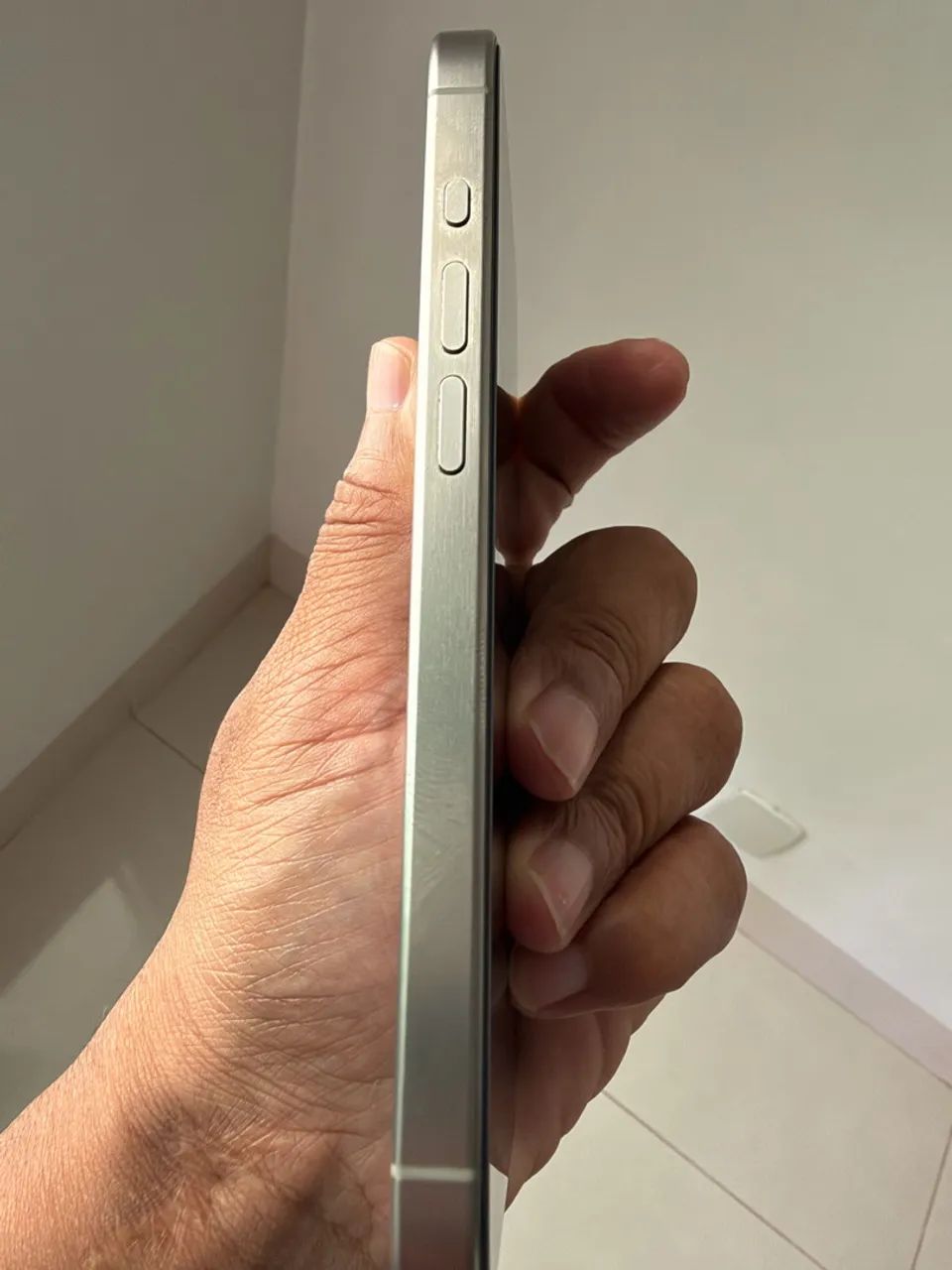 iPhone 15 Pro - Foto 2
