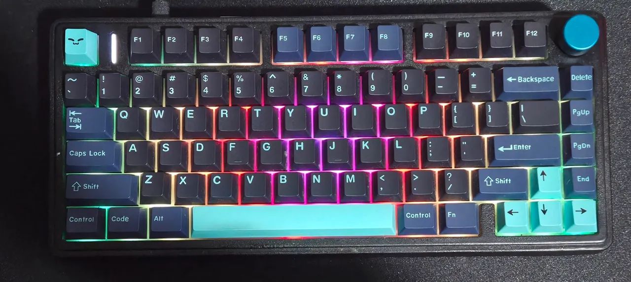 Teclado aula f75