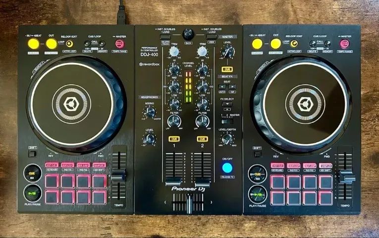 DDJ 400 - Instrumentos musicais - Cidade Ariston Estela Azevedo