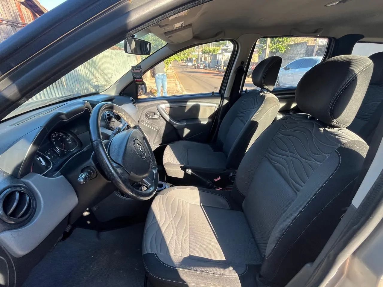 Renault Duster Dynamique 2.0 Hi-flex 16V Aut. 2014 - Foto 2