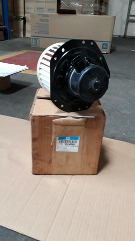 52498980 Motor elétrico com ventoinha S10 - Foto 3
