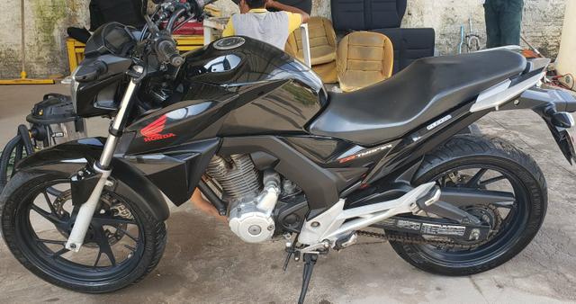 CB 250cc Twister - MUITO Nova - Foto 8