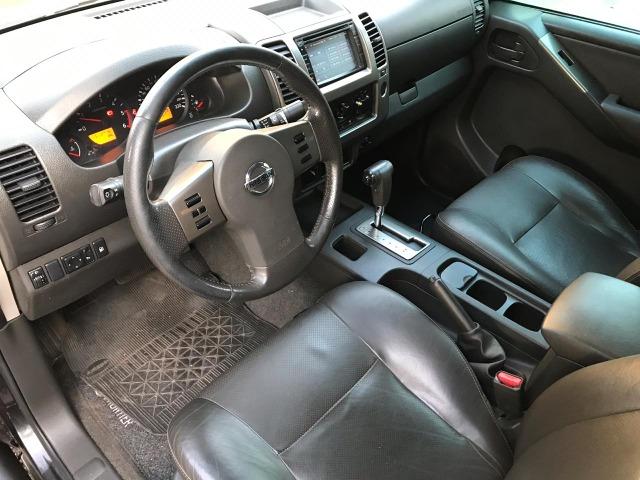 Nissan Frontier 2.5 LE AT 4X4 2013 - Foto 6