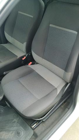 Celta LT 2014 Branco Completo + Airbag e Abs - Foto 11