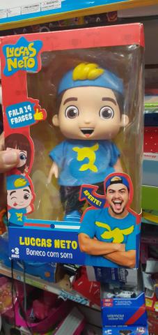 Boneco Lucas neto emborrachado