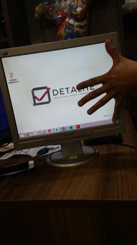 Monitor usado